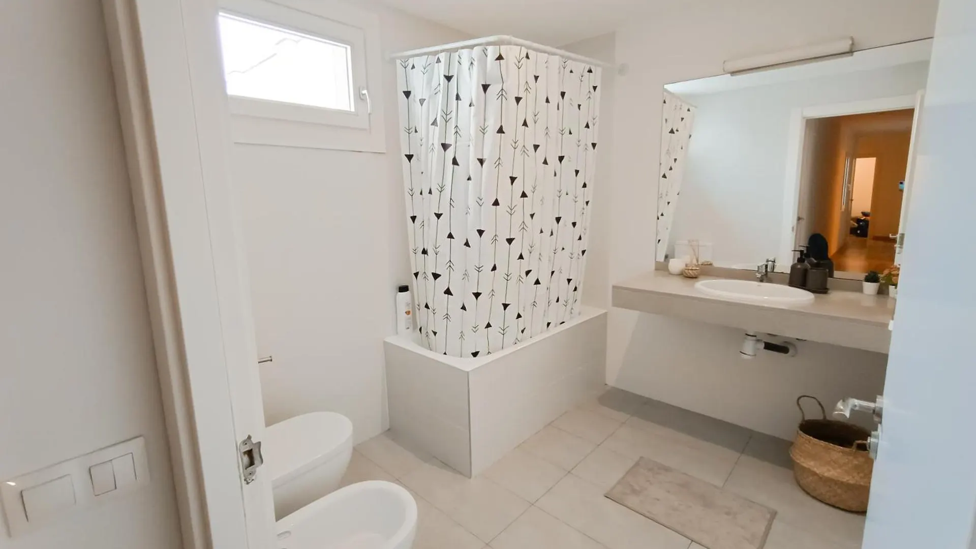 Oasis Rooms Barcelona - By La Rambla Auberge de jeunesse